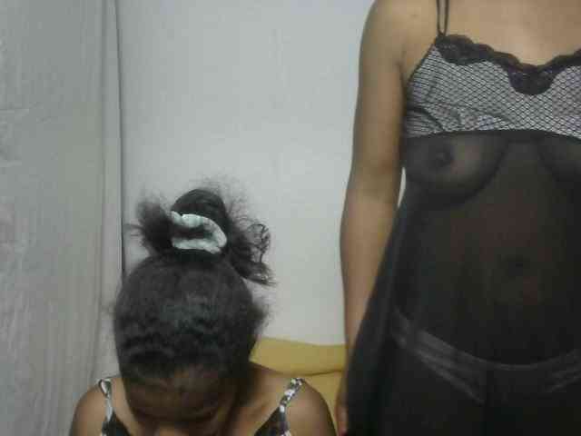 Twinsexgirl webcam