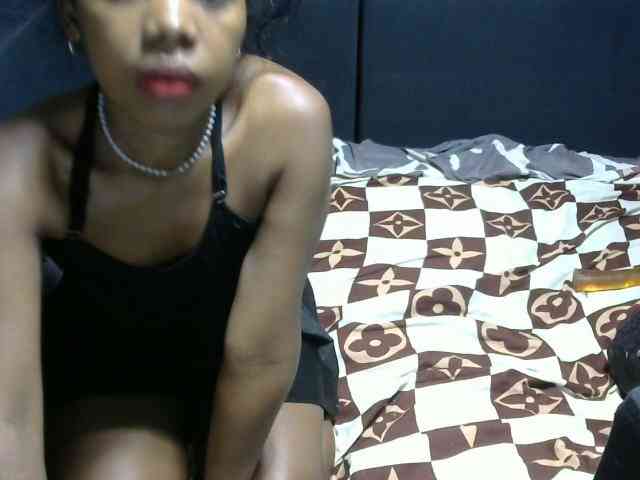 Twinsexgirl webcam