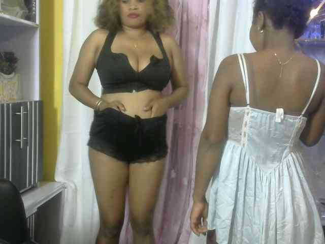 Twinsexgirl Live Webcam on BongaCams
