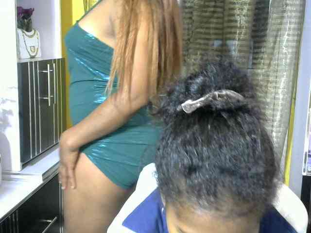 Twinsexgirl webcam