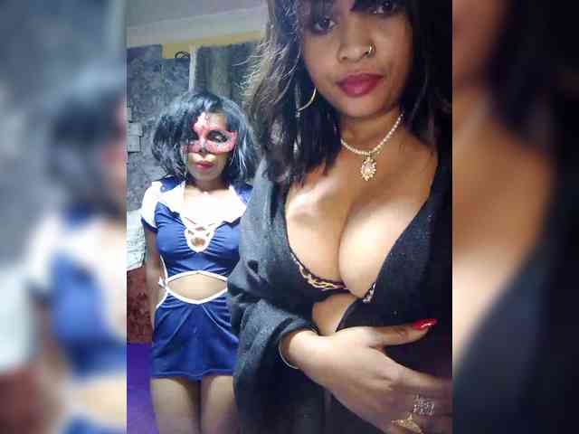 Twinsexgirl webcam