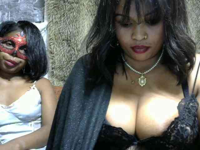 Twinsexgirl webcam