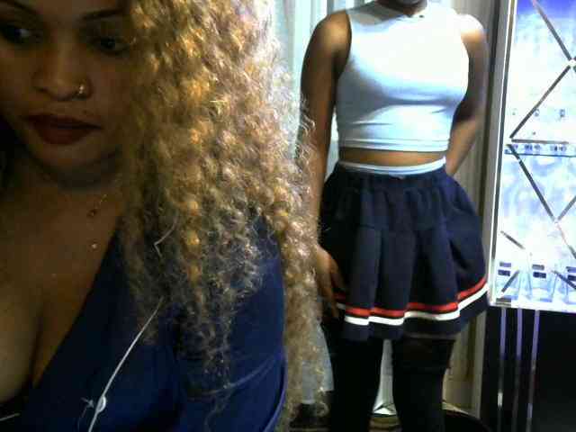 Twinsexgirl webcam