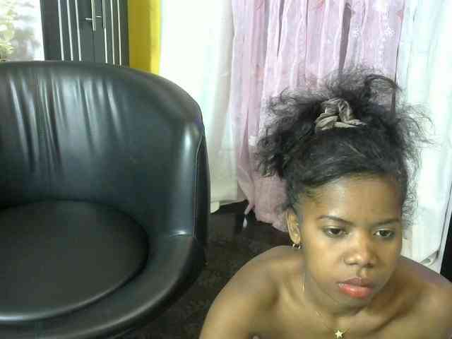 Twinsexgirl webcam