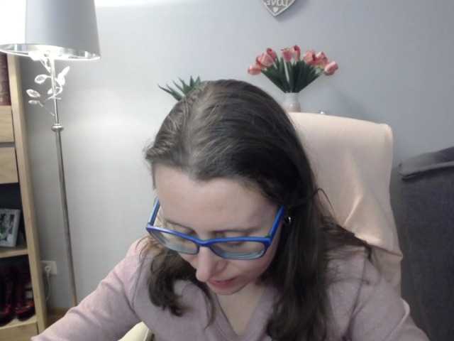 sparkleLizzy's BongaCams show and profile