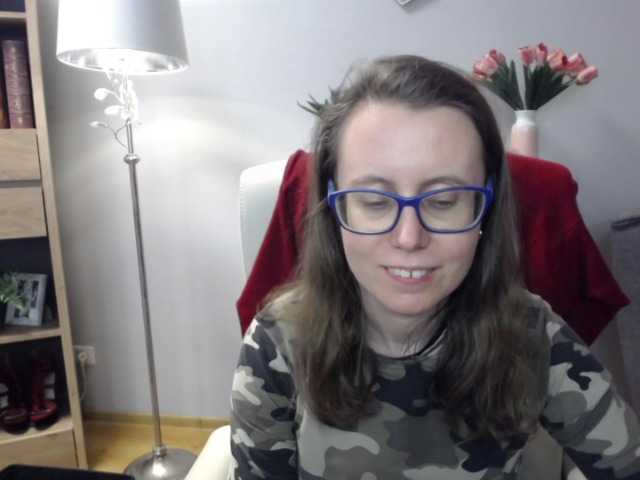 sparkleLizzy's BongaCams show and profile