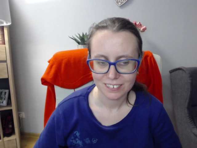 sparkleLizzy's BongaCams show and profile