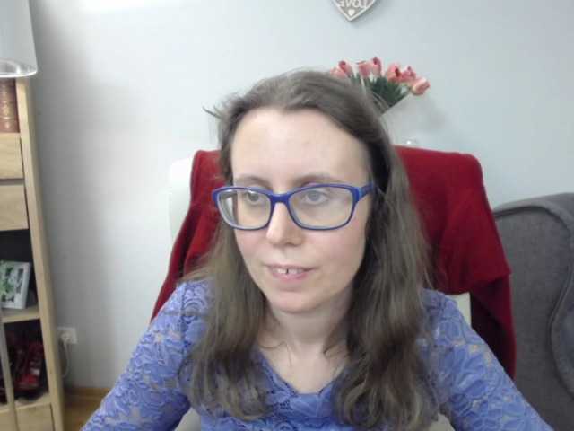 sparkleLizzy's BongaCams show and profile