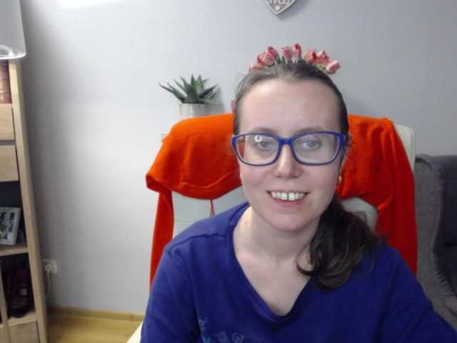 sparkleLizzy's BongaCams show and profile