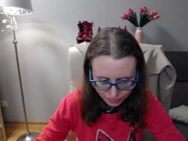 sparkleLizzy's BongaCams show and profile