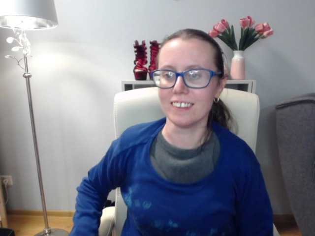 sparkleLizzy's BongaCams show and profile