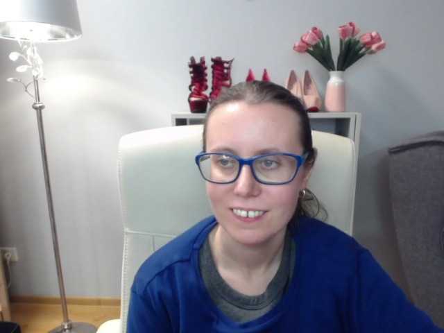 sparkleLizzy's BongaCams show and profile