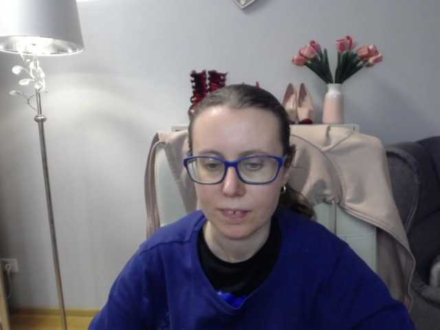 sparkleLizzy's BongaCams show and profile
