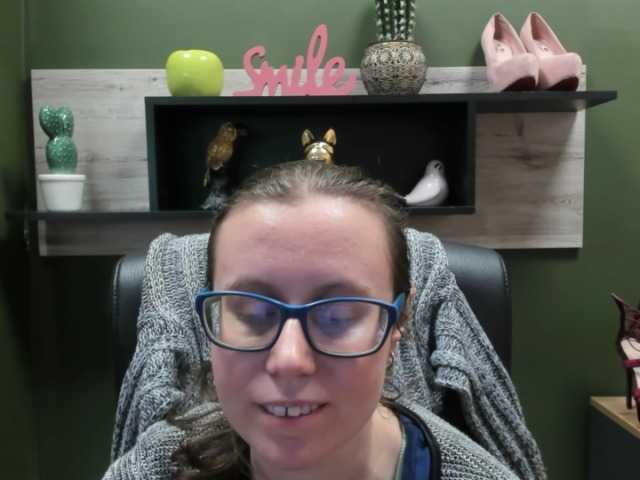 sparkleLizzy's BongaCams show and profile