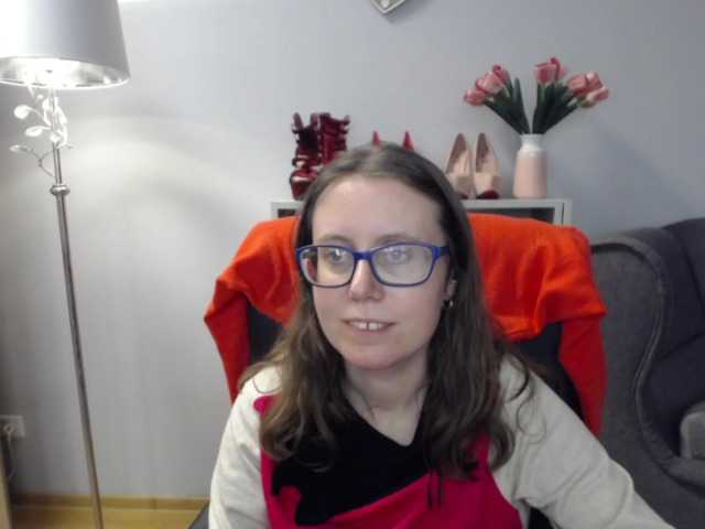 sparkleLizzy's BongaCams show and profile