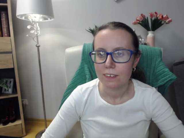 sparkleLizzy's BongaCams show and profile