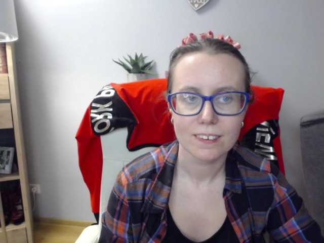 sparkleLizzy's BongaCams show and profile