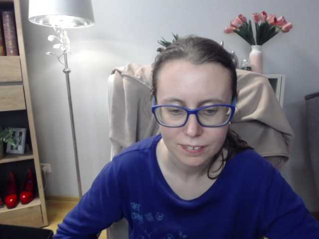 sparkleLizzy's BongaCams show and profile