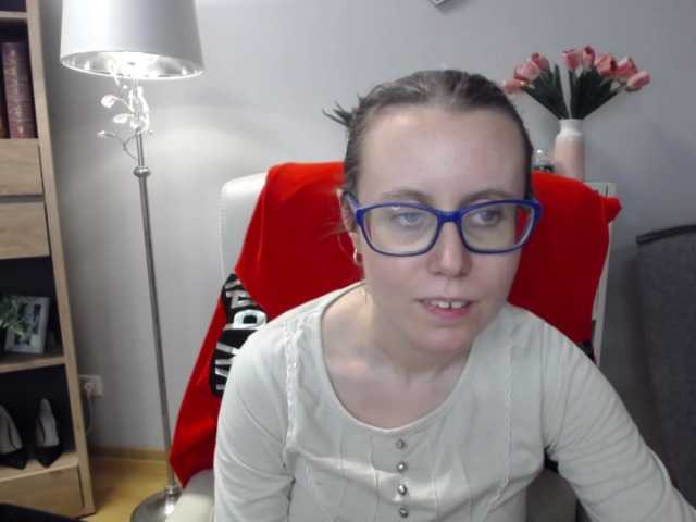 sparkleLizzy's BongaCams show and profile