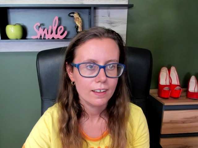  sparkleLizzy chat room