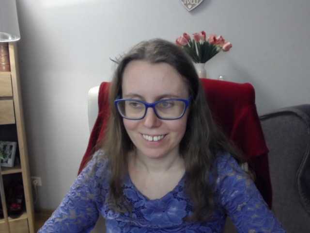 sparkleLizzy's BongaCams show and profile