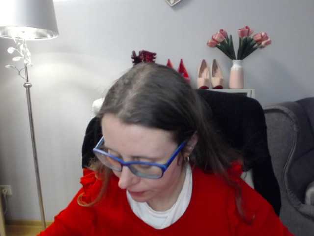 sparkleLizzy's BongaCams show and profile