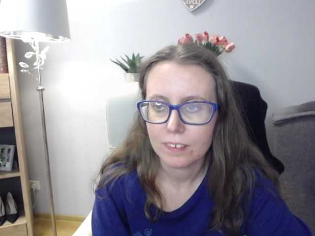 sparkleLizzy's BongaCams show and profile