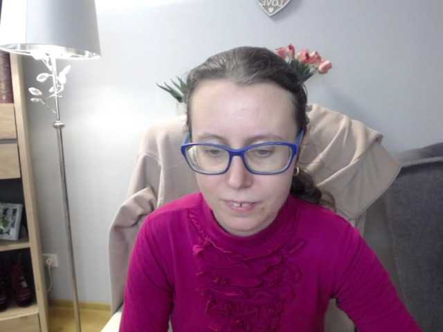 sparkleLizzy's BongaCams show and profile