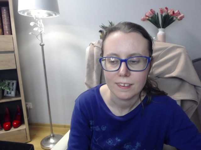 sparkleLizzy's BongaCams show and profile