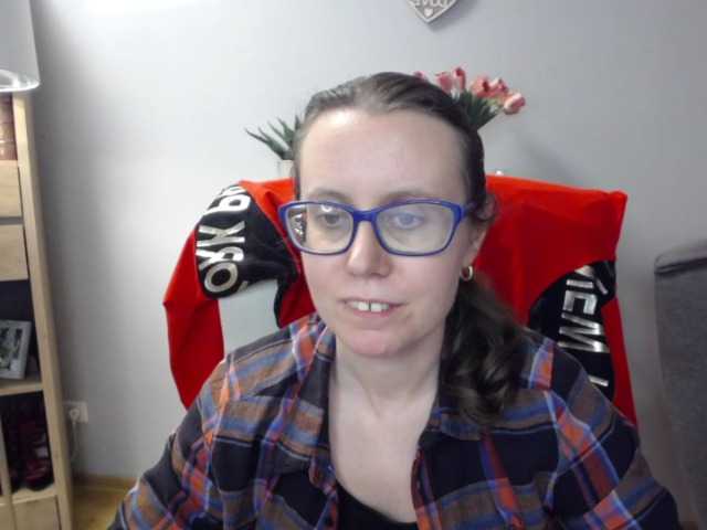 sparkleLizzy's BongaCams show and profile