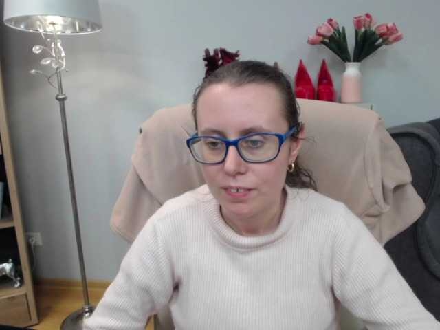 sparkleLizzy from BongaCams is Freechat