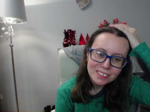 sparkleLizzy's BongaCams show and profile