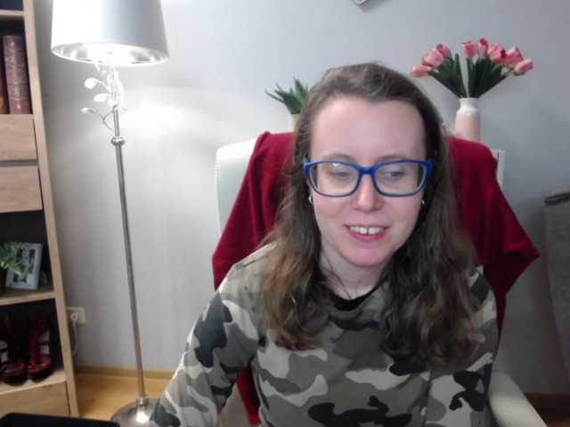 sparkleLizzy's BongaCams show and profile