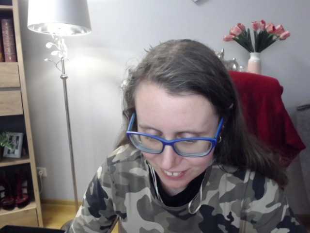 sparkleLizzy's BongaCams show and profile