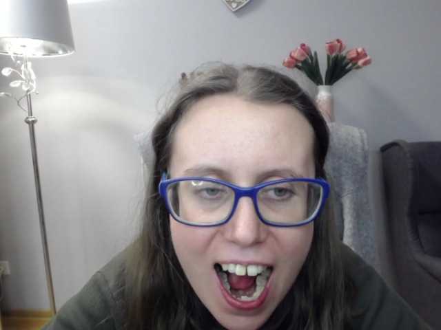 sparkleLizzy's BongaCams show and profile