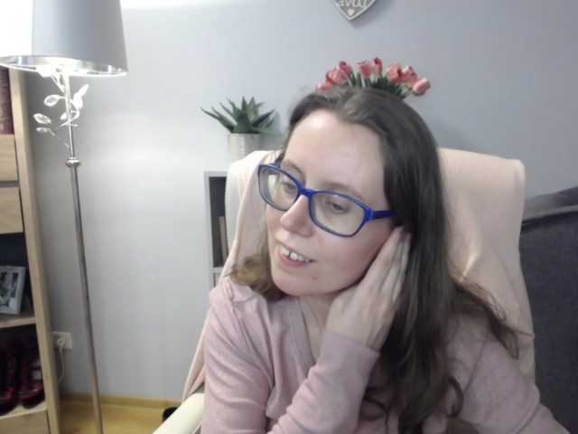 sparkleLizzy's BongaCams show and profile