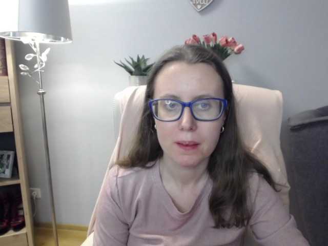 sparkleLizzy's BongaCams show and profile