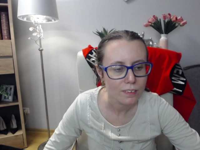 sparkleLizzy's BongaCams show and profile