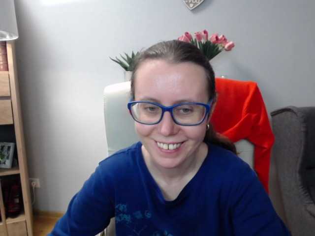 sparkleLizzy's BongaCams show and profile