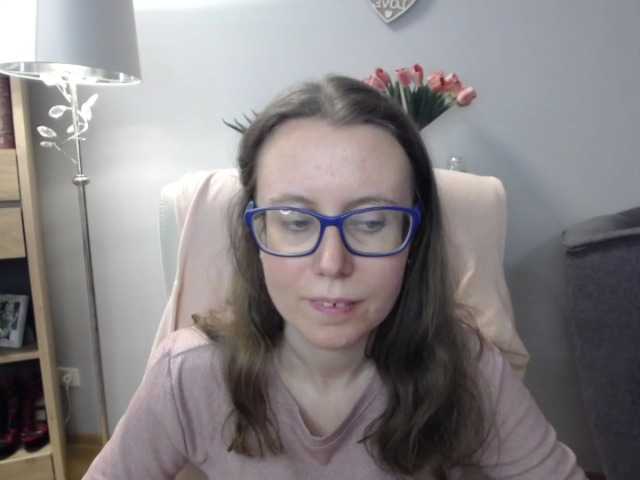 sparkleLizzy's BongaCams show and profile