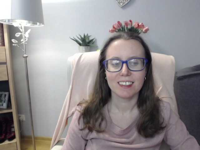 sparkleLizzy's BongaCams show and profile