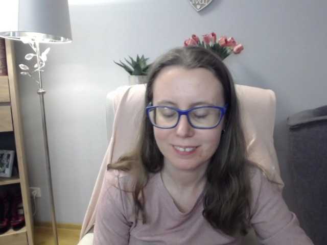 sparkleLizzy's BongaCams show and profile