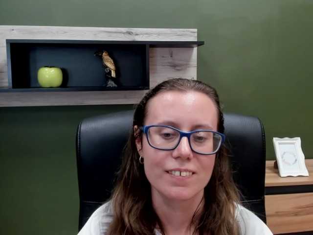 sparkleLizzy on BongaCams 