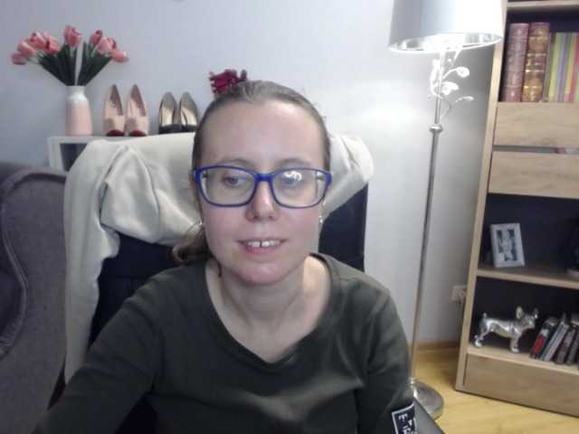 sparkleLizzy from BongaCams is Freechat