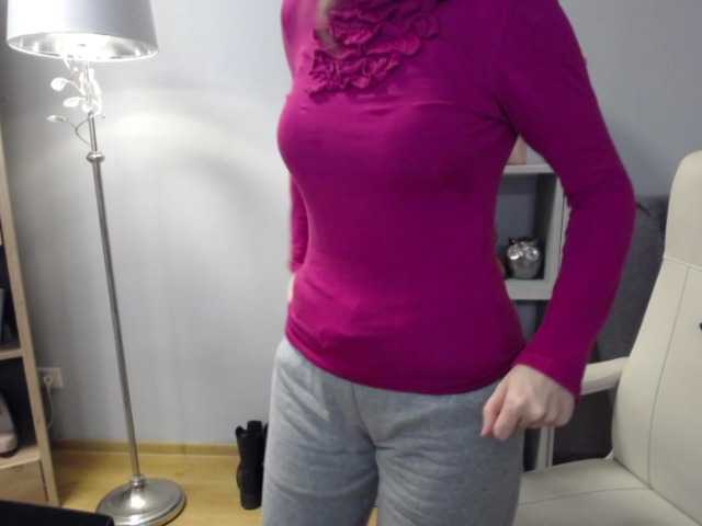 sparkleLizzy's BongaCams show and profile