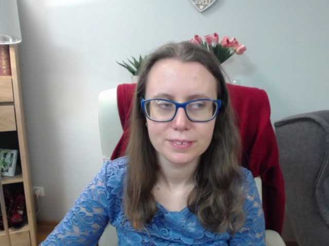 sparkleLizzy's BongaCams show and profile