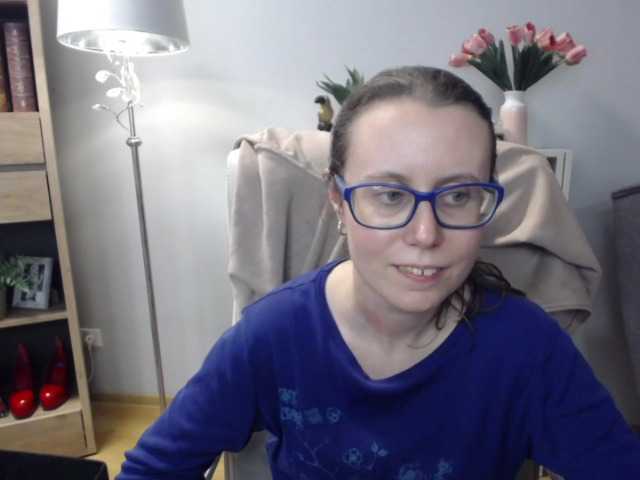 sparkleLizzy's BongaCams show and profile