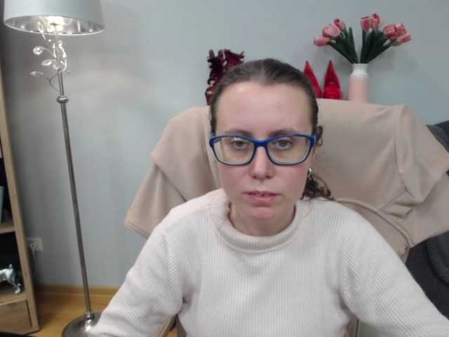 sparkleLizzy from BongaCams