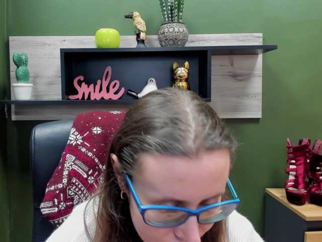 sparkleLizzy's BongaCams show and profile