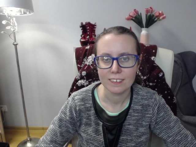 sparkleLizzy's BongaCams show and profile